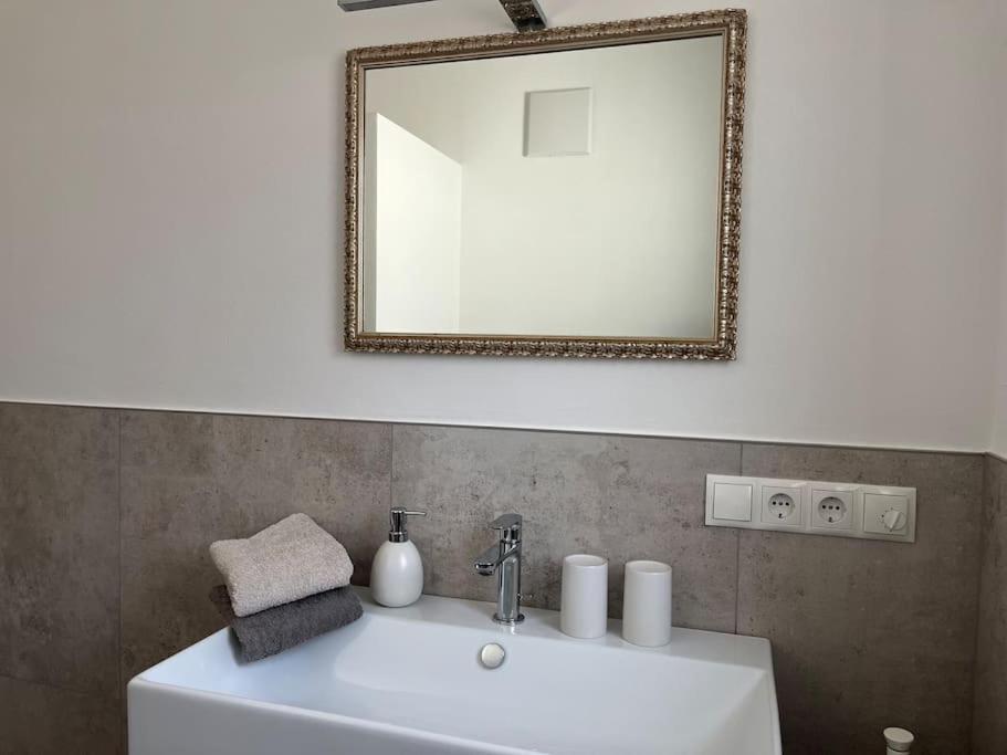 Haus Hafner Sonniges Apartment Терлано Экстерьер фото